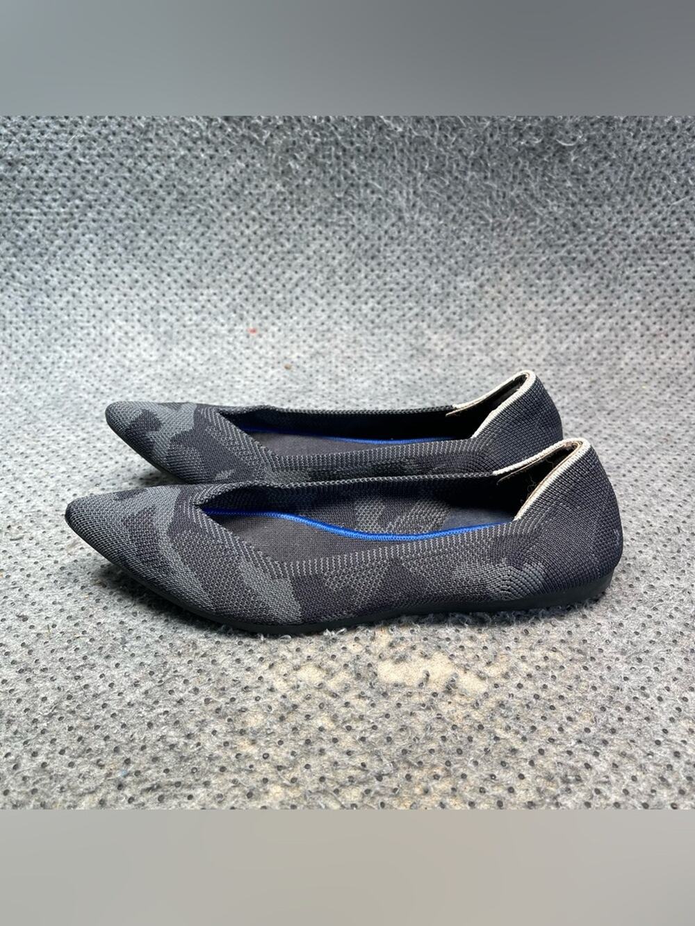 Rothy’s Grey Camo The Point Shoes Size 6 Women’s
